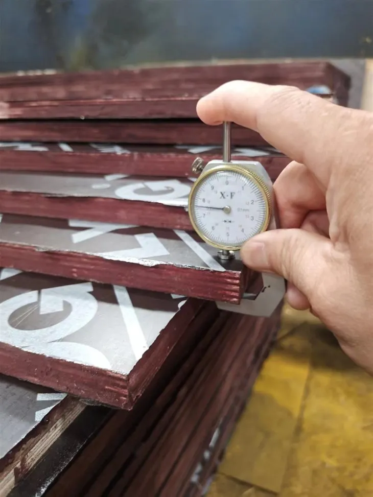 Phenolic Plywood Film Faced Plywood High Quality